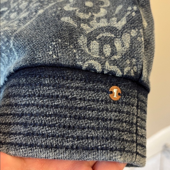 ❄️Pilcro Blue Patterned Sweater Sz L/XL - Picture 13 of 16